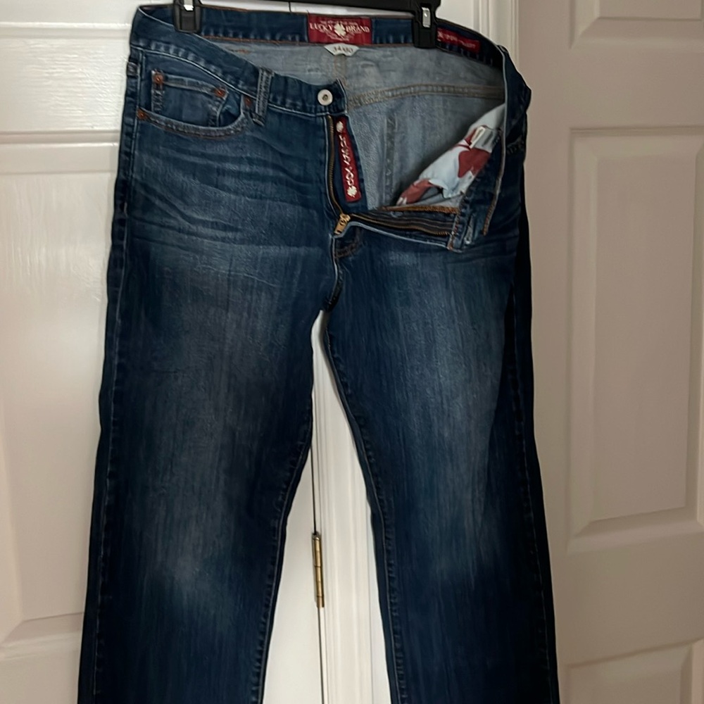 Lucky jeans